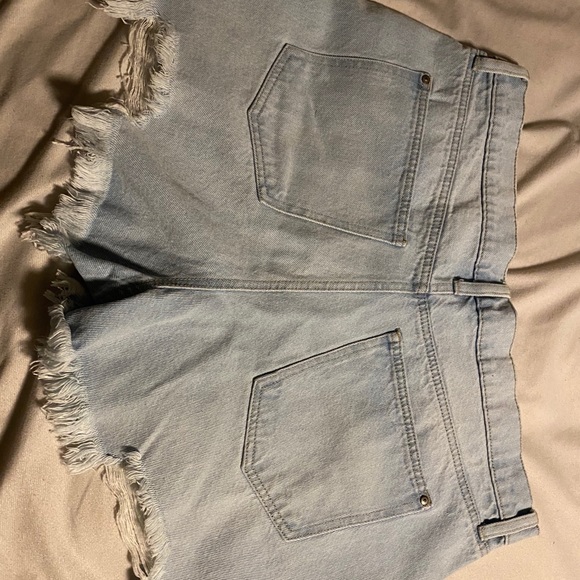 Shorts - Picture 2 of 2